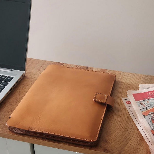 Macbook & iPad Cases